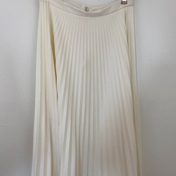 VTG 80s Jody T of California Ivory Pleated Satin Set - Picture 3 of 4